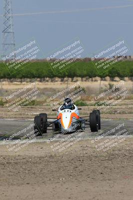 media/Apr-30-2022-CalClub SCCA (Sat) [[98b58ad398]]/Group 3/Race (Grapevine)/